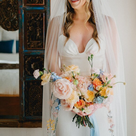 Tara Lauren Marigold Cathedral Veil - Picture 1 of 8